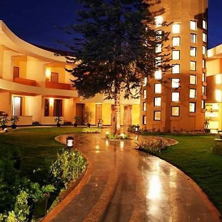 Sahil Sarovar Portico Lonavala Exteriér fotografie