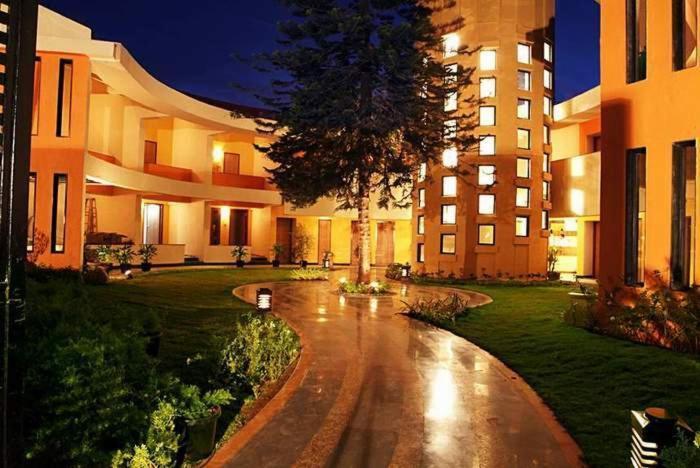 Sahil Sarovar Portico Lonavala Exteriér fotografie