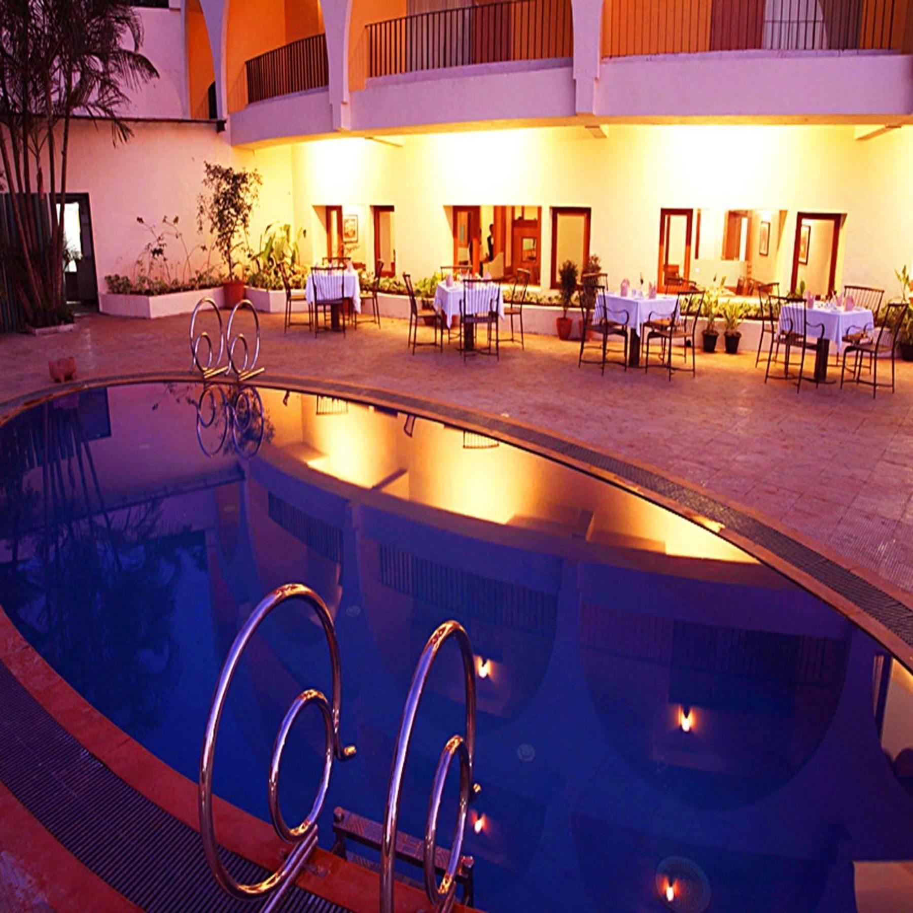 Sahil Sarovar Portico Lonavala Exteriér fotografie