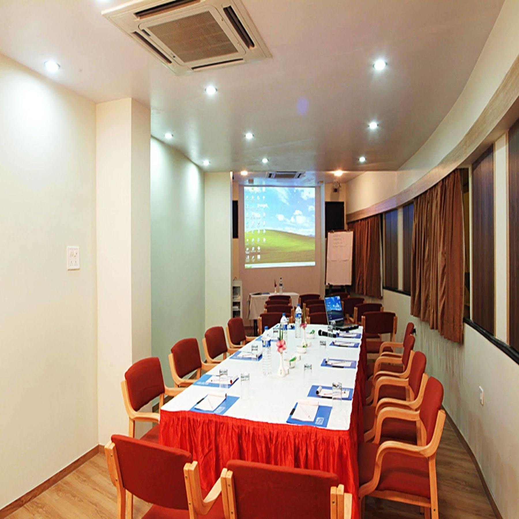 Sahil Sarovar Portico Lonavala Exteriér fotografie